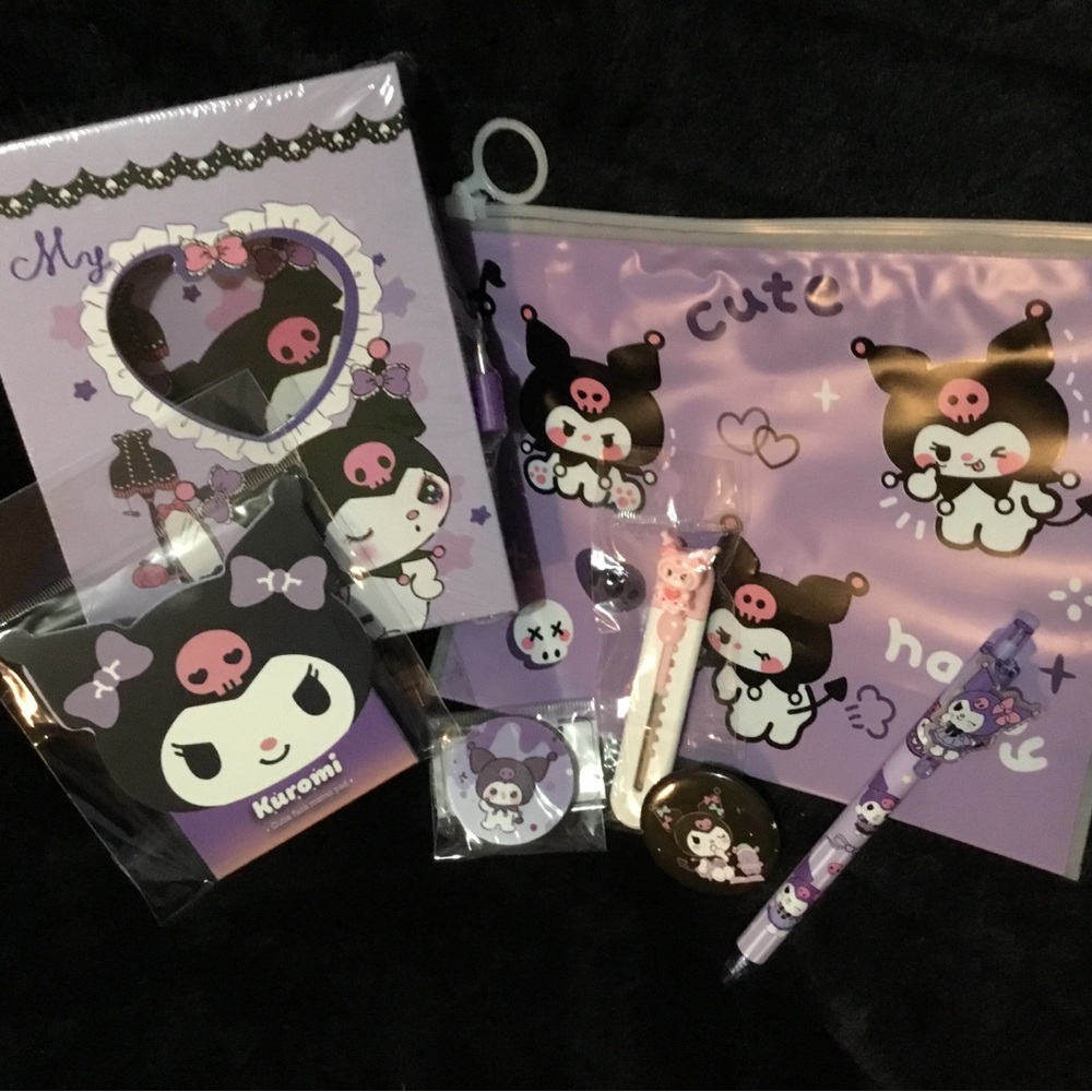 Sanrio Kuromi Stationery Set in Purple and Black